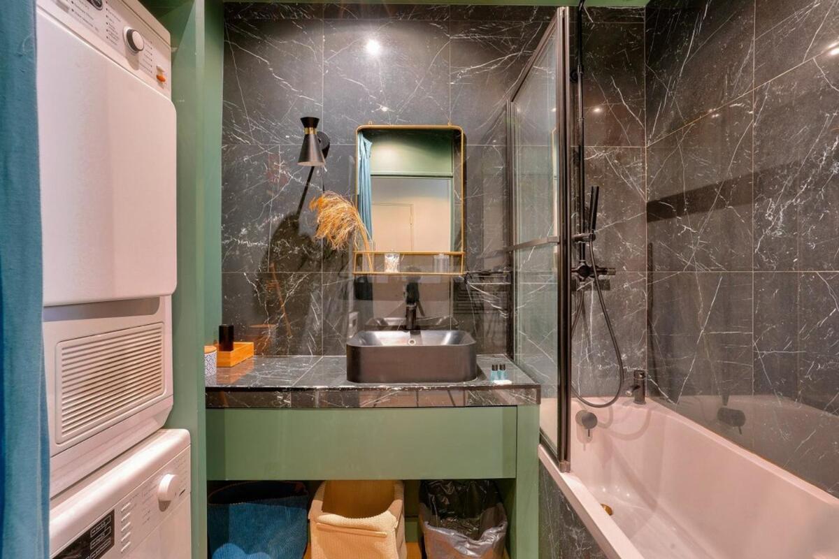 Appartement 1br Flat With Balcony Near The Eiffel Tower *